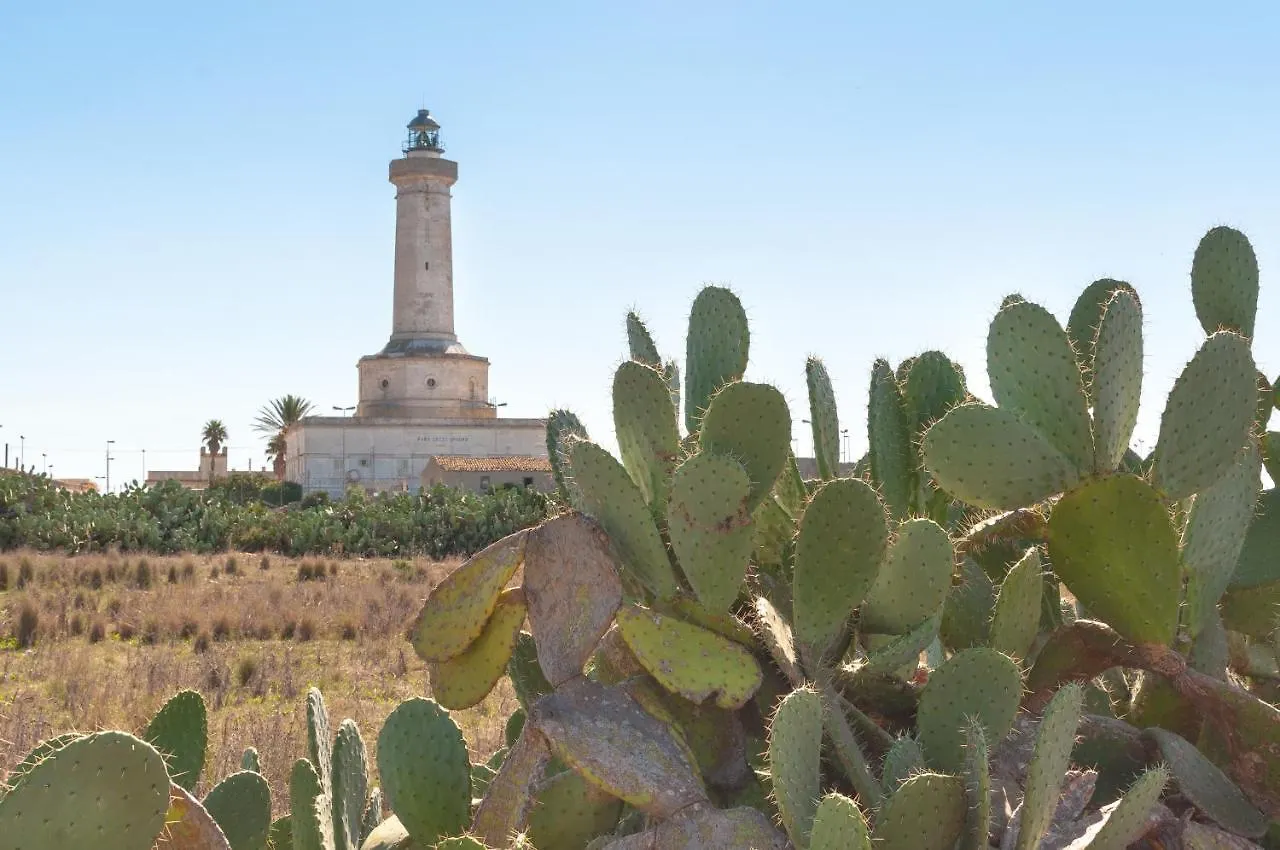B&B Casa Del Faro Sanvallero Adults Only Portopalo Di Capo Passero Oda ve Kahvaltı