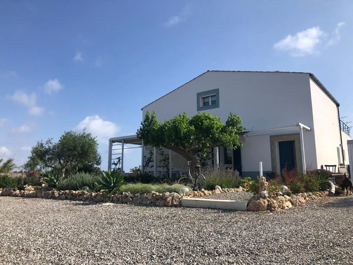Oda ve Kahvaltı B&B Casa Del Faro Sanvallero Adults Only Portopalo Di Capo Passero İtalya