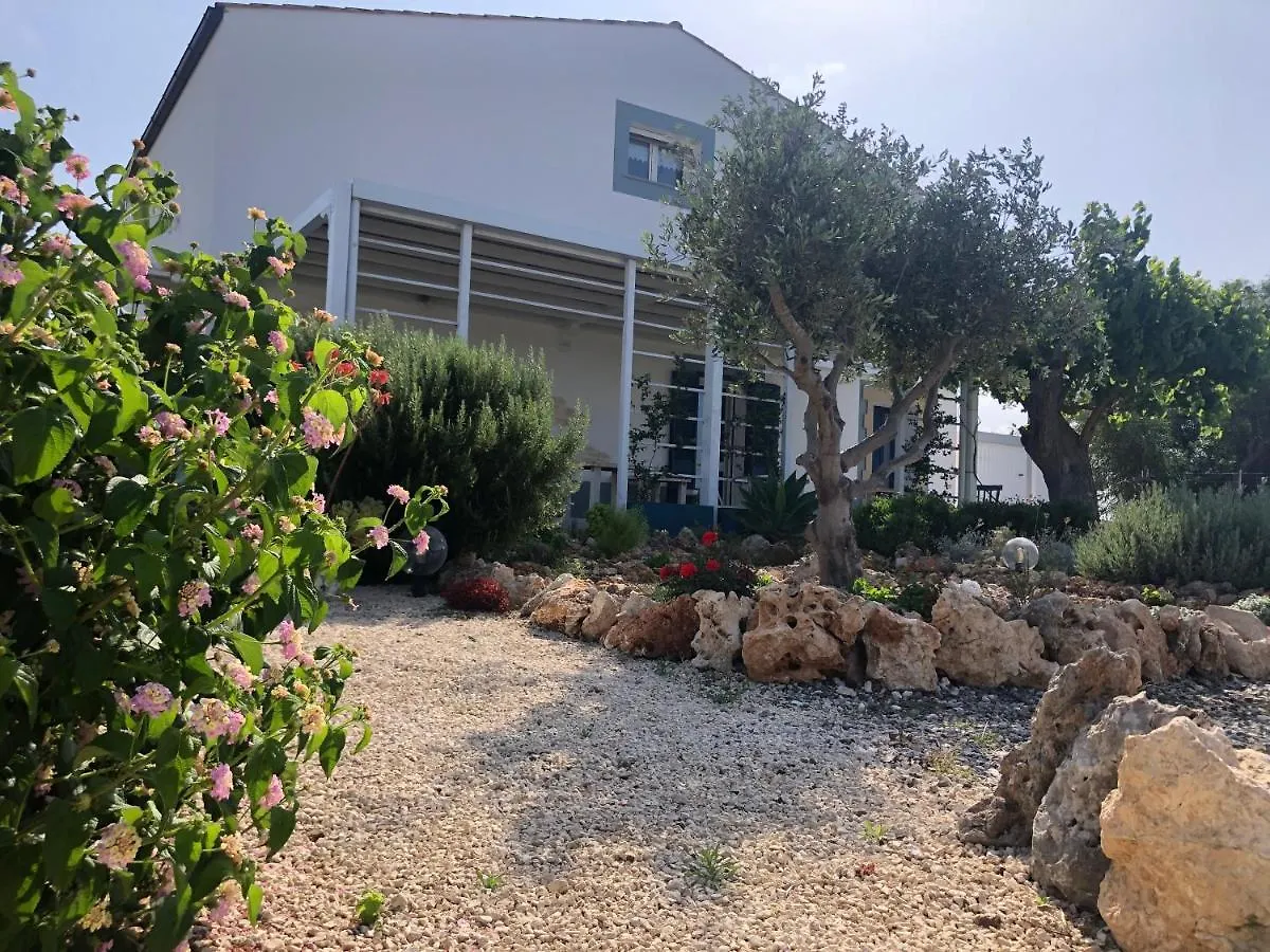 Oda ve Kahvaltı B&B Casa Del Faro Sanvallero Adults Only Portopalo Di Capo Passero